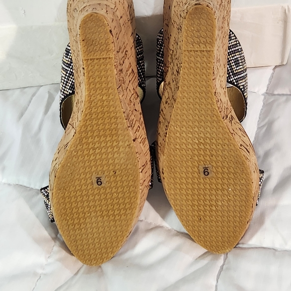 2 LIP TOO 💋 WEDGES SANDAL SIZE 6 - Picture 8 of 12